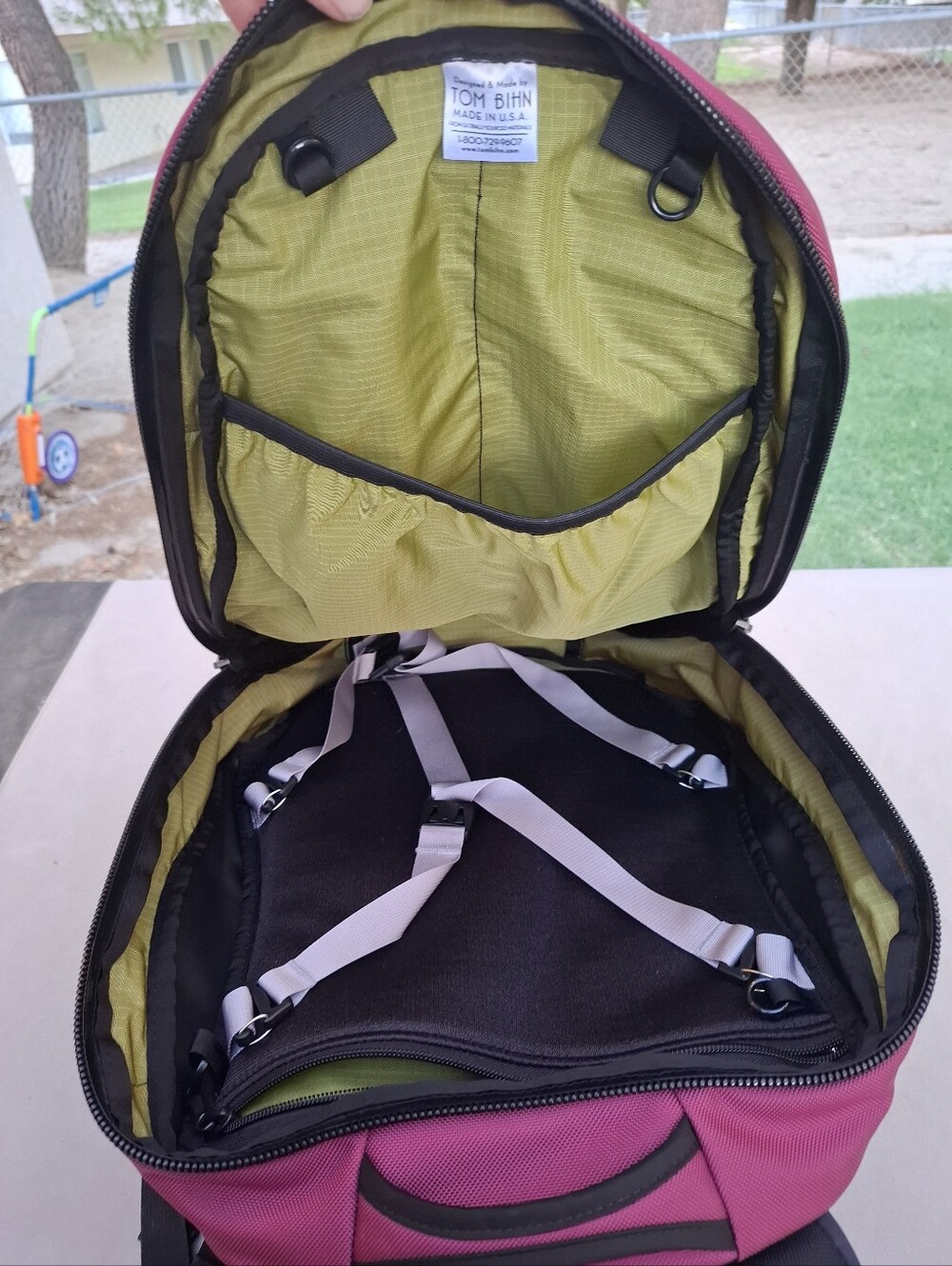Tom Bihn Synik 22 Raspberry Backpack - Picture 7 of 10